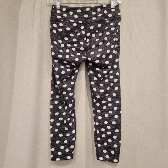Outdoor Voices Workout Leggings Polka Dot Tech Sweat 3/4 Size S - Picture 4 of 12